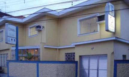 CASA TIPO SOBRADO - ÓTIMA PARA COMÉRCIO OU RESIDENCIA