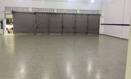 Sala comercial para alugar na Rua da Constituição, Vila Mathias, Santos