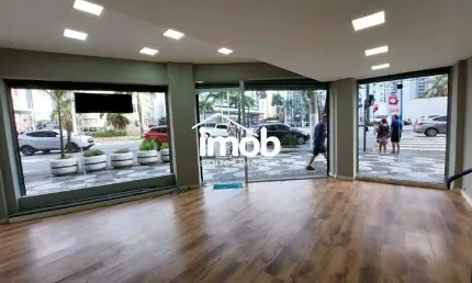 Loja térrea para alugar com mezanino, 55 m², Praça da Independência - Gonzaga, Santos/SP