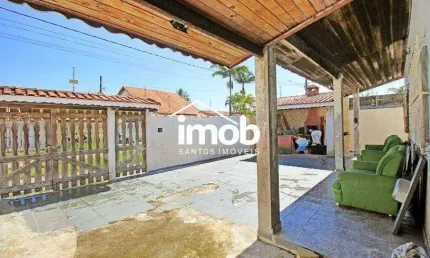 Casa em itanhaém, 3 dormitórios (1 suíte), varanda, churrasqueira, garagem para 4 carros, 100 m²