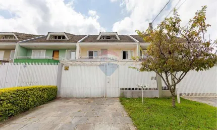 Lindo Triplex no Bairro Santa Quitéria! com 5 quartos