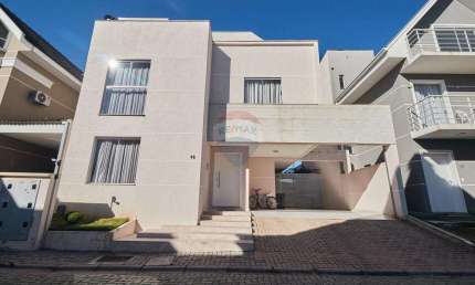 Casa em condomínio fechado com 4 quartos à venda na Rua João Batista Dallarmi, 385, Santo Inácio, Curitiba