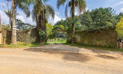 Terreno em condomínio residencial em Campo Largo - 1.000m²