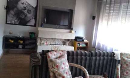 Casa para Venda - 254m², 3 dormitórios, 2 vagas - Sarandi