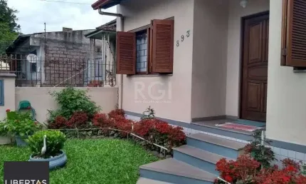 Casa para Venda - 230m², 4 dormitórios, sendo 1 suites, 2 vagas - Jardim Itu