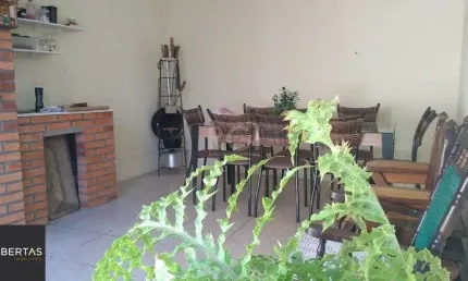 Casa com 2 quartos à venda na Rua Osório R. Correa, 307, Centro, Gravataí
