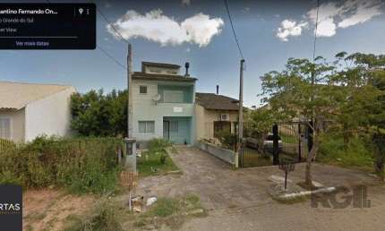 Casa, estilo sobrado, com 03 dormitórios (01suíte) e 02 vagas, no bairro Hípica,