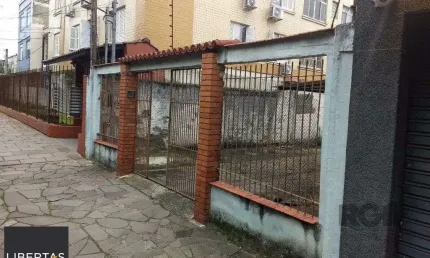 Terreno 1 dormitórios à venda Floresta Porto Alegre/RS