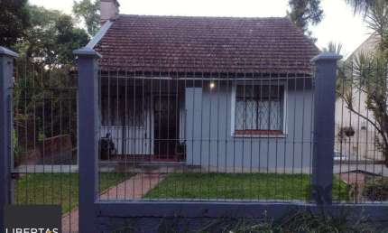 Casa 2 dormitórios para alugar Teresópolis Porto Alegre/RS