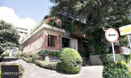 Libertas aluga Casa de 04 dormitórios, uma suíte ,234m² bairro Petrópolis/Paleg