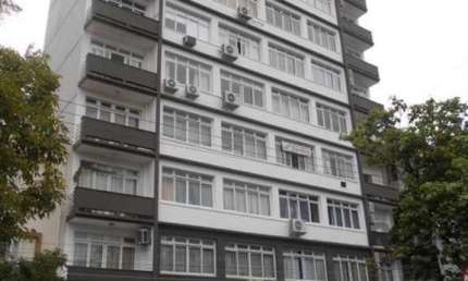 Otimo apartamento 3 dormitórios com suite em Frente Faculdades e Hospital de Cli