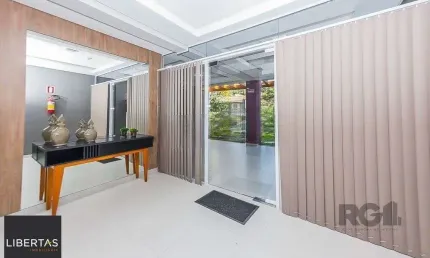 Apartamento 2 dormitórios para alugar Bom Jesus Porto Alegre/RS