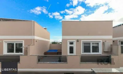 Casa em  condomínio 3 dormitórios na Av Otto Niemeyer