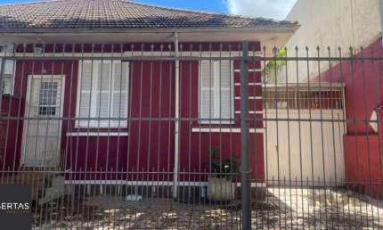 Casa com 2 quartos à venda na Avenida Bahia, 661, São Geraldo, Porto Alegre