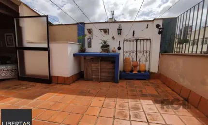 Cobertura 2 dormitórios à venda Petrópolis Porto Alegre/RS