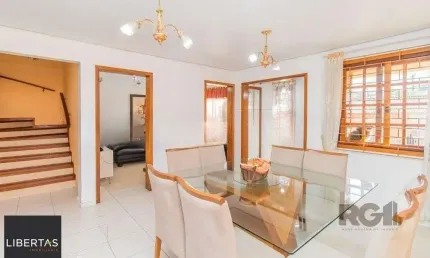 Casa com 4 quartos à venda na Rua da Prudência, 18, Cavalhada, Porto Alegre