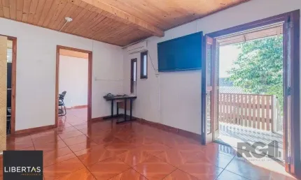 Casa com 4 dormitórios no bairro Santa Maria Goretti