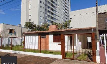 Casa 84m² - 2 dormitórios, 2 vagas no bairro Jardim Botânico