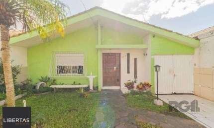 Excelente casa de 70m² com 3 dormitórios no bairro Sarandi.