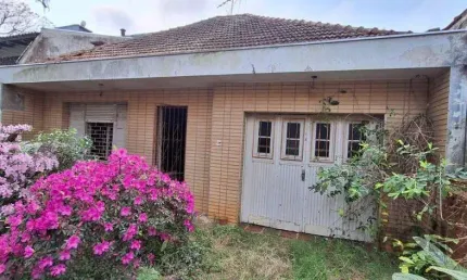 Viva com estilo: Casa à venda em excelente localização.