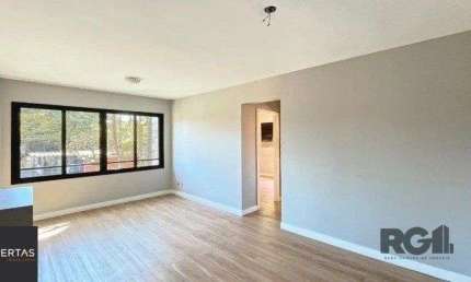 Apartamento 2 dormitórios à venda Camaquã Porto Alegre/RS