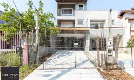 Sobrado 3 dormitórios à venda Espírito Santo Porto Alegre/RS