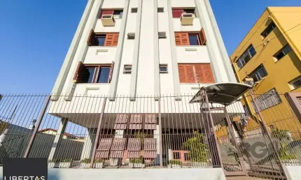 Cobertura, 2 quartos, 1 suite, dependência de empregada, 1 vaga de garagem, bair