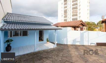 Casa 2 dormitórios à venda Cavalhada Porto Alegre/RS