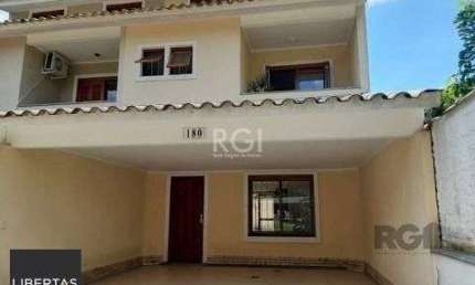 Casa 3 dormitórios à venda Cavalhada Porto Alegre/RS