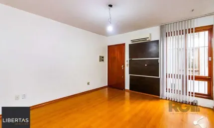 Apartamento com 2 dormitórios e 1 vaga de garagem escriturada  no bairro rio bra