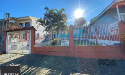 Casa 3 dormitórios à venda Campo Novo Porto Alegre/RS