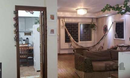 Apartamento 3 dormitórios à venda Floresta Porto Alegre/RS