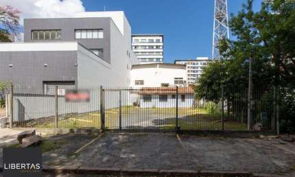 terreno   com  298,30 m2 de área Total, medindo 12,64 X 23,60