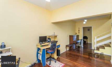 Casa com 3 quartos à venda na Rua Santiago Dantas, 349, Cascata, Porto Alegre