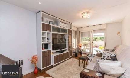 Cobertura para Venda - 180m², 3 dormitórios, sendo 1 suites, 1 vaga - Petrópolis