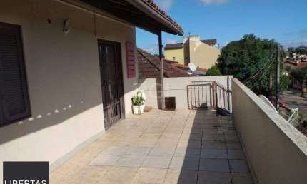 Casa para Venda - 200m², 6 dormitórios, 4 vagas - Tristeza