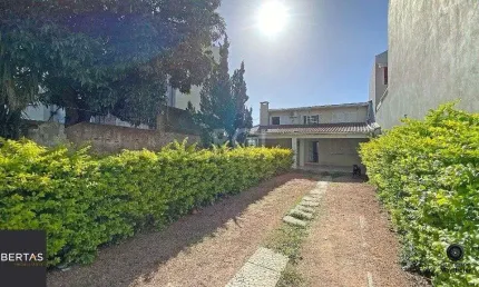 Casa para Venda - 120m², 3 dormitórios, sendo 1 suites, 2 vagas - Medianeira