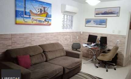 Casa para Venda - 140m², 5 dormitórios, 2 vagas - Cavalhada, Porto Alegre