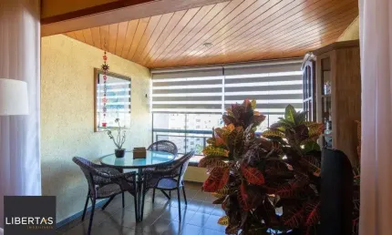 Apartamento para Venda - 104m², 3 dormitórios, sendo 1 suites, 1 vaga - Floresta