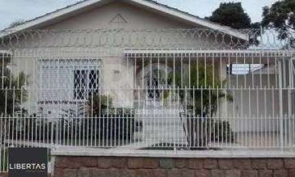 Casa para Venda - 184m², 3 dormitórios, sendo 1 suites, 4 vagas - Cristal