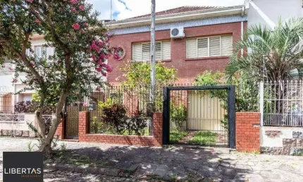 Casa para Venda - 118m², 2 dormitórios, 2 vagas - Medianeira