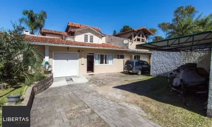 Casa para Venda - 281m², 3 dormitórios, sendo 1 suites, 3 vagas - Jardim Isabel