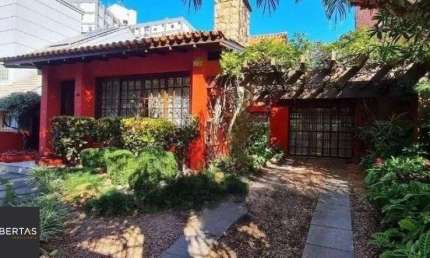 Casa 3 dormitórios para alugar Boa Vista Porto Alegre/RS