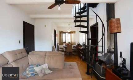 Vende-se ampla cobertura 3 quartos com vaga, lareira e churrasqueira - 175m² - A