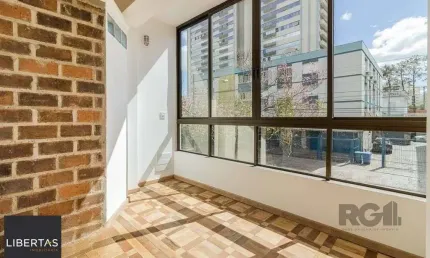 Excelente apartamento de 135m² com 4 suítes e 1 vaga.