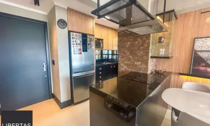 Excelente Apartamento 3 dormitórios, 2 vagas, condomínio Plaza Cristal