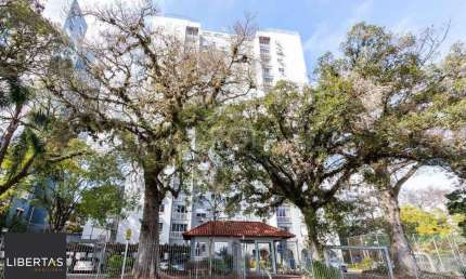 Apartamento 3 quartos, reformado, infraestrutura - Bairro Cristal