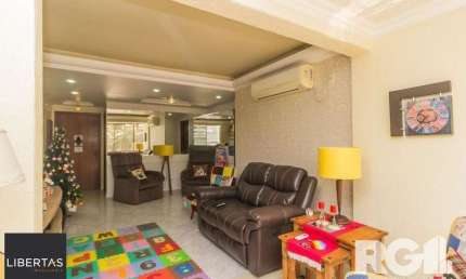 Apartamento 110m² privativos 3 dormitórios, churrasqueira e Elevador - Rua Elias