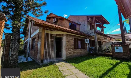 Casa com 5 quartos à venda na Rua Baldoino Bottini, 245, Hípica, Porto Alegre