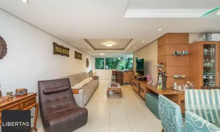 Apartamento no bairro Higienópolis de 3 dormitórios e 2 vagas